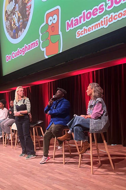 marloes op My First Smartphone Festival